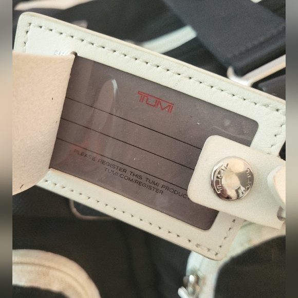 Tumi Alpha Bravo Essential Duffle Bag - Picture 7 of 14